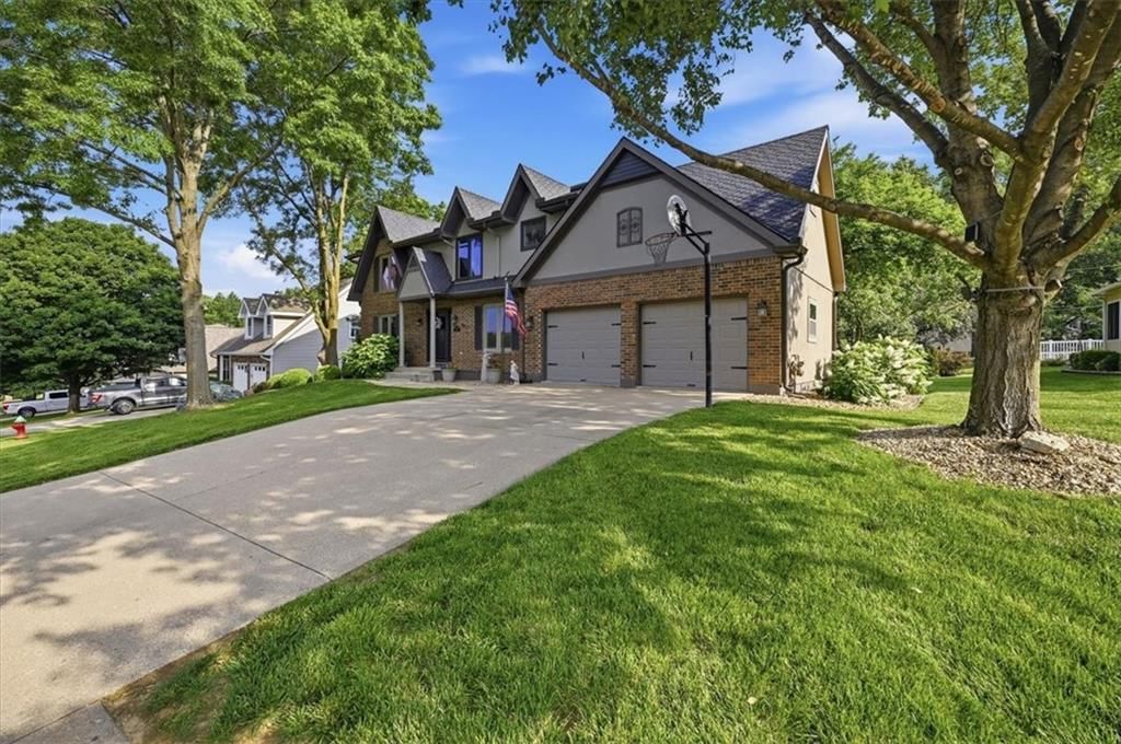 1208 Tanglewood Street — photo 3
