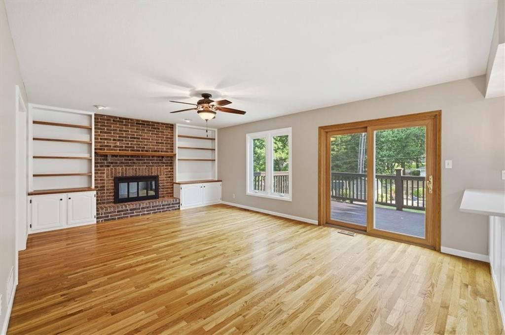 1208 Tanglewood Street — photo 7