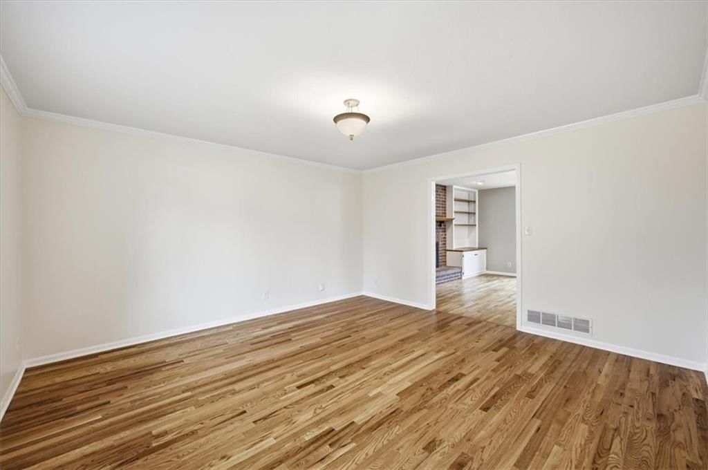 1208 Tanglewood Street — photo 17