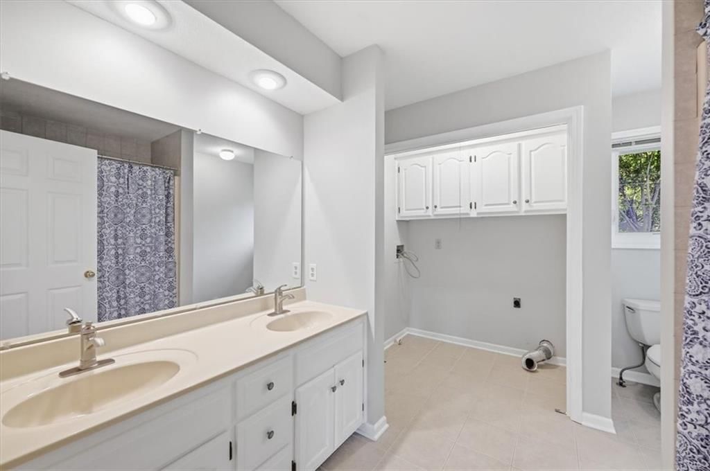 1208 Tanglewood Street — photo 25