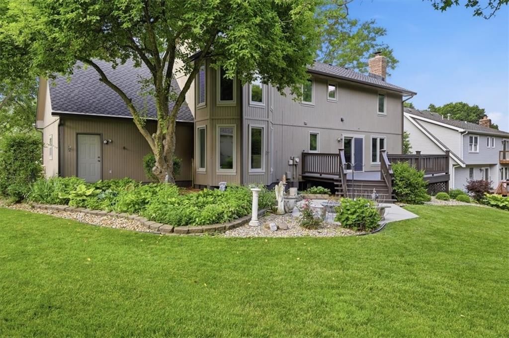 1208 Tanglewood Street — photo 33