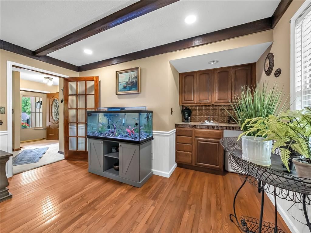 3137 Lakeview Circle — photo 8