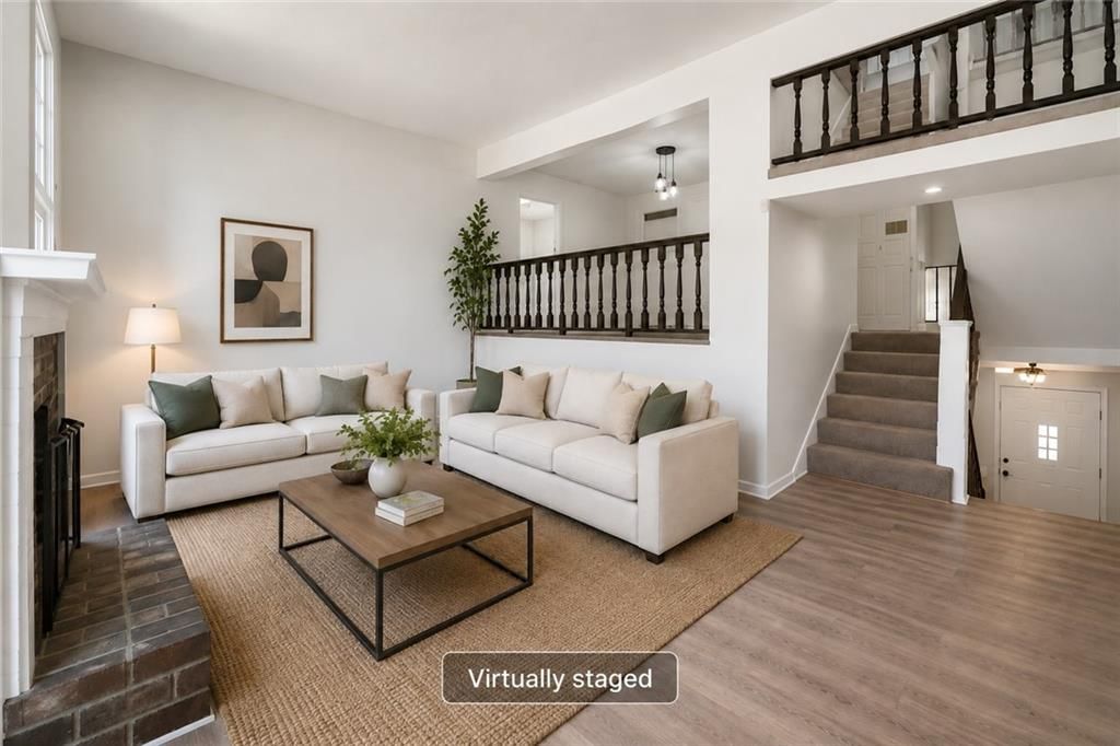 10130 Locust Street — photo 2