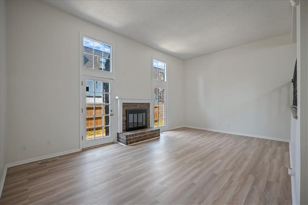 10130 Locust Street — photo 7