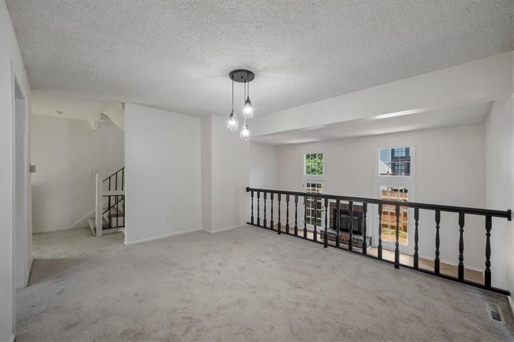 10130 Locust Street — photo 11