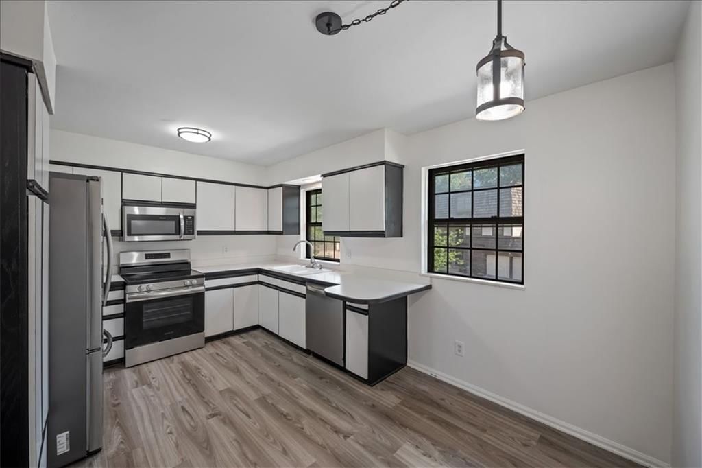 10130 Locust Street — photo 14