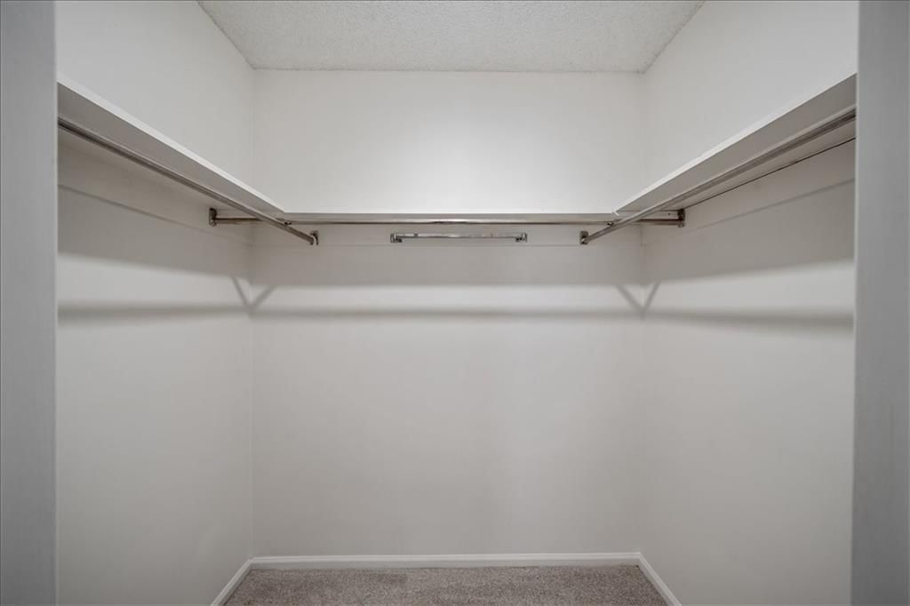 10130 Locust Street — photo 24