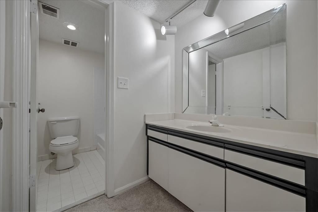 10130 Locust Street — photo 26