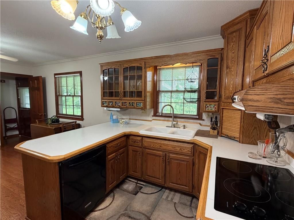1712 S Holbrook Street — photo 6