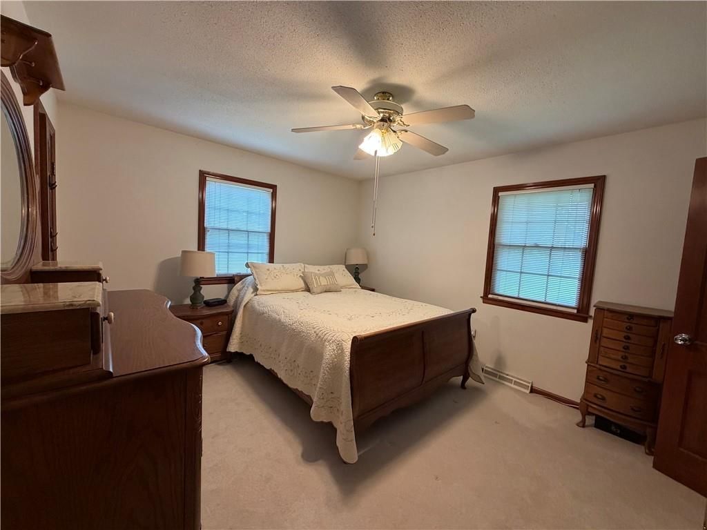 1712 S Holbrook Street — photo 16