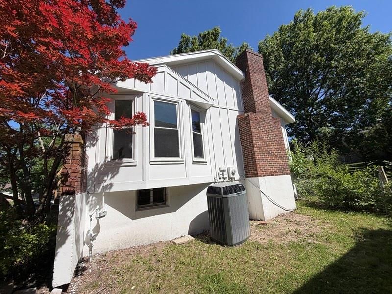 917 NE 108th Terrace — photo 4