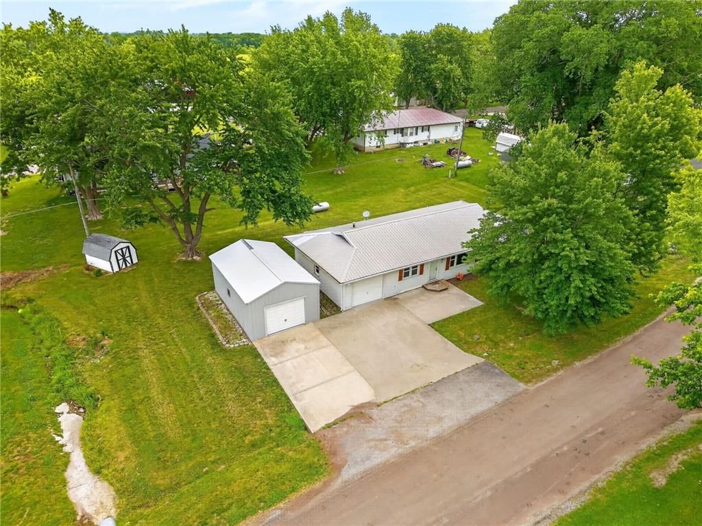 105 E Meadowbrook Court — photo 9