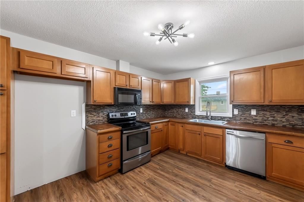 105 E Meadowbrook Court — photo 17