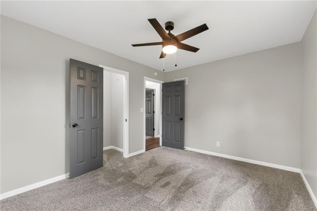 105 E Meadowbrook Court — photo 25