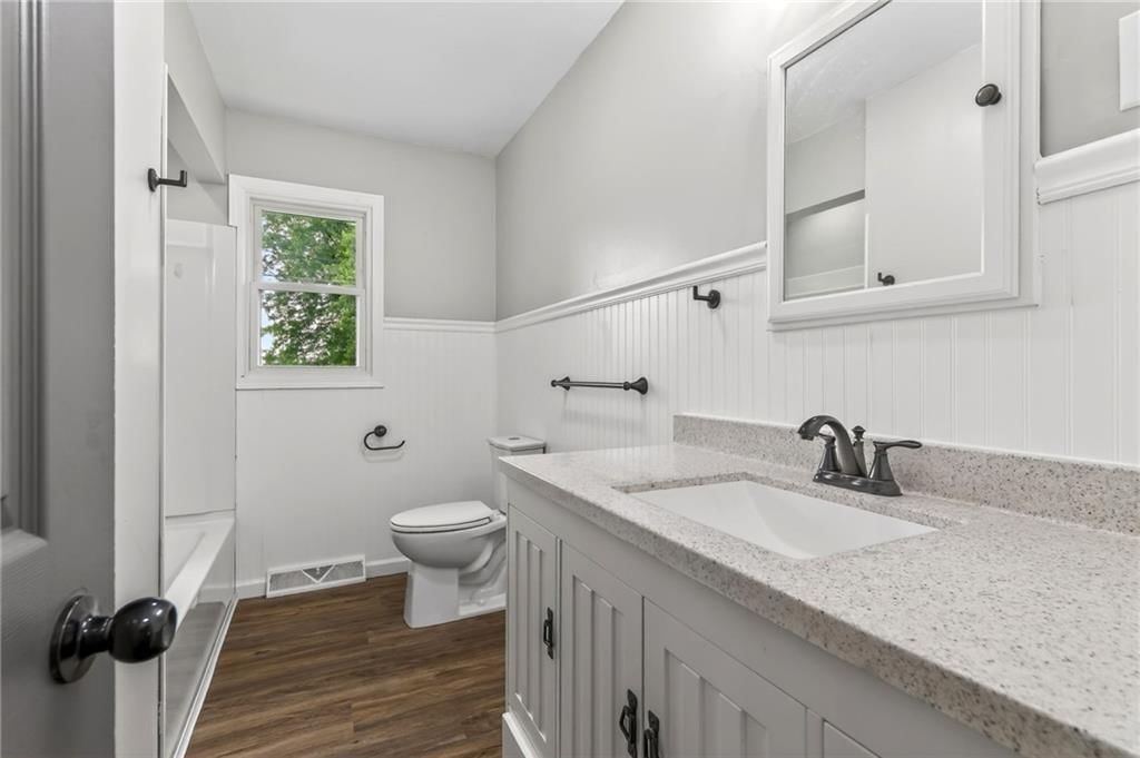105 E Meadowbrook Court — photo 26
