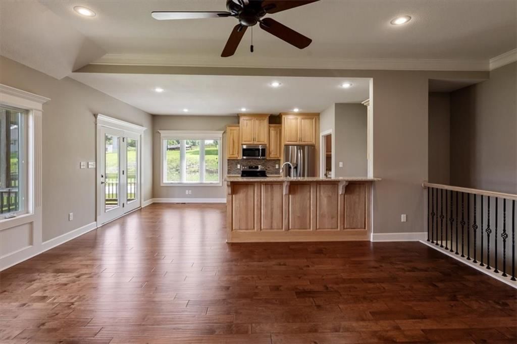1348 NE Timbercreek Drive — photo 9