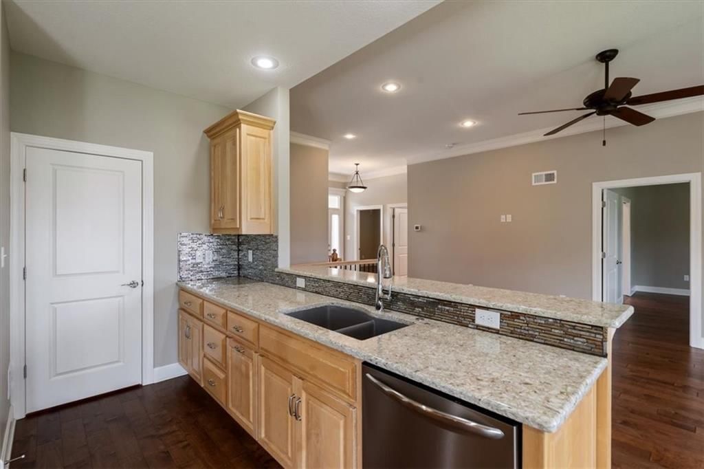 1348 NE Timbercreek Drive — photo 15