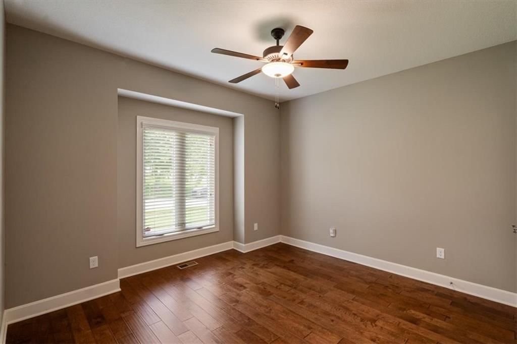 1348 NE Timbercreek Drive — photo 24