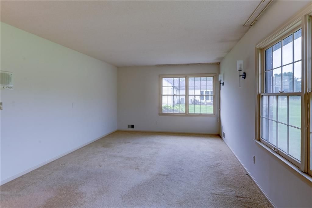 917 Country Club Drive — photo 39