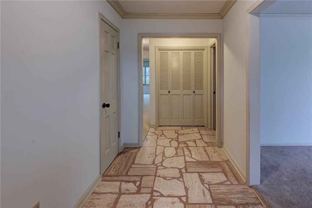 917 Country Club Drive — photo 44