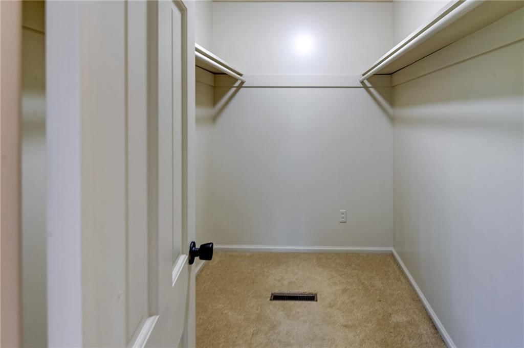 917 Country Club Drive — photo 45