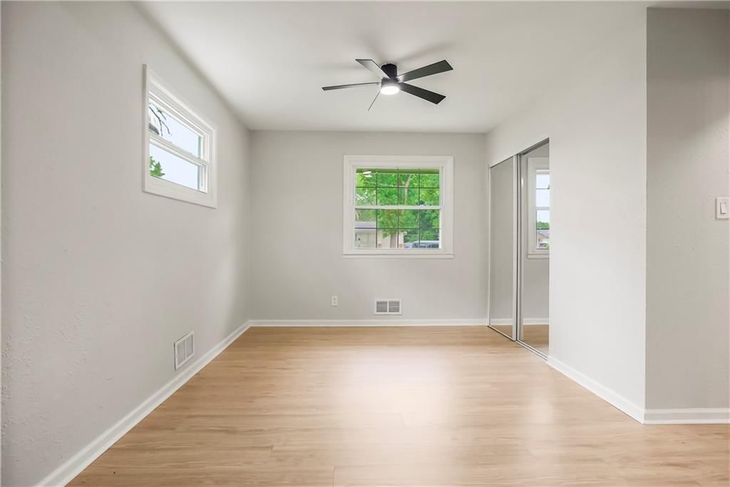 4742 Norton Circle — photo 11