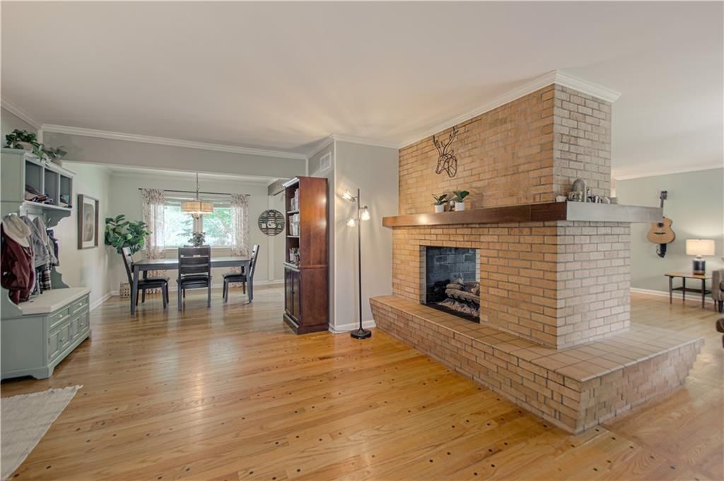 922 Ridgeway Drive — photo 4