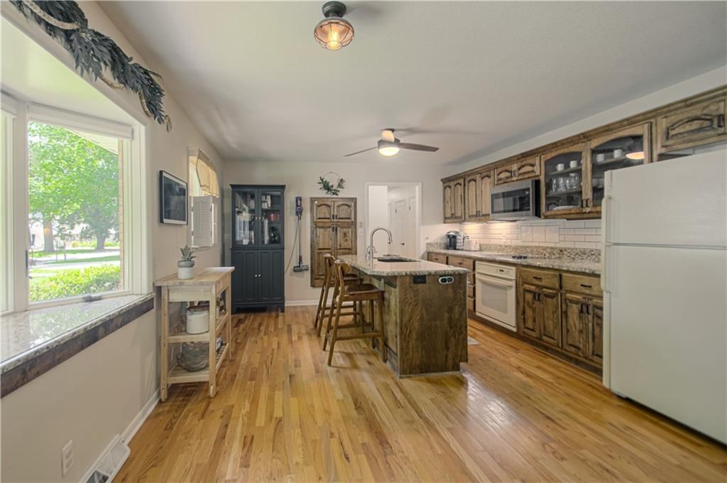 922 Ridgeway Drive — photo 10