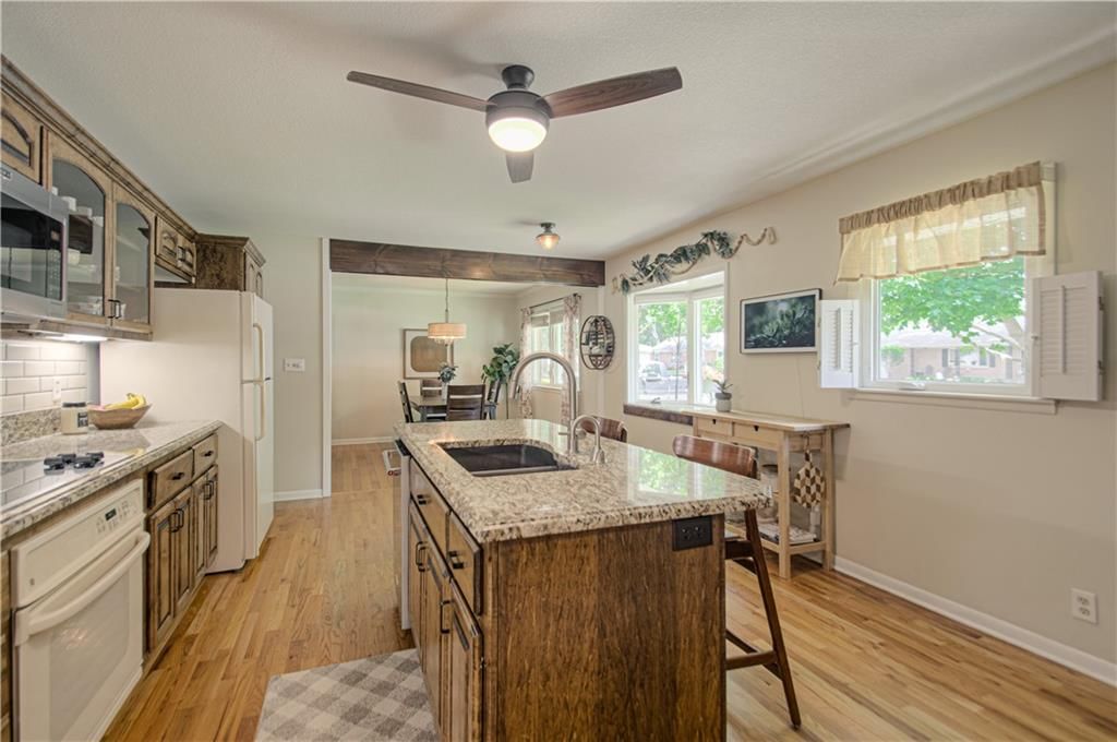922 Ridgeway Drive — photo 12