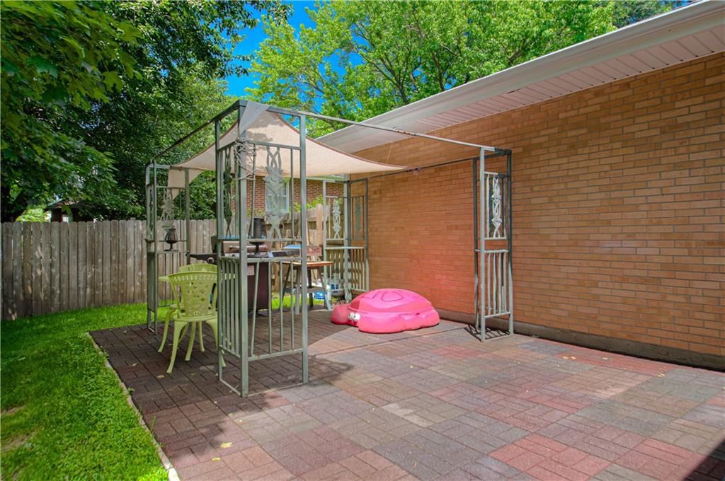922 Ridgeway Drive — photo 31