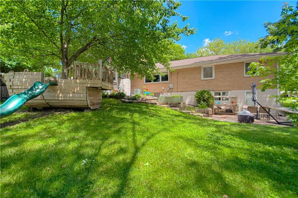 922 Ridgeway Drive — photo 33