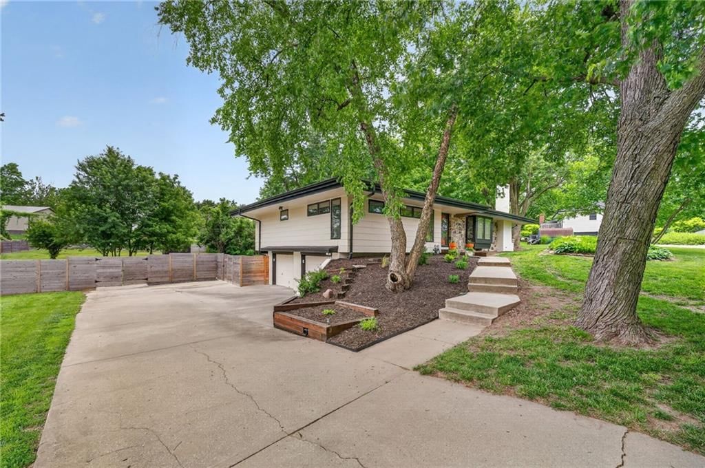 10737 Countryside Drive — photo 2
