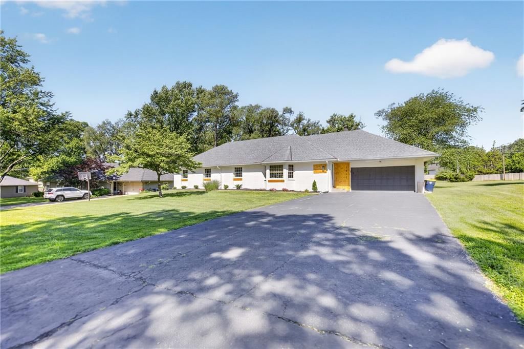 1011 Tam Oshanter Drive — photo 3