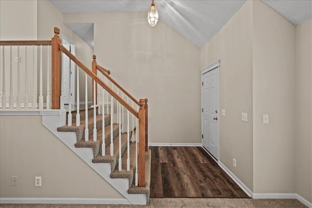 11027 N Mckinley Avenue — photo 3