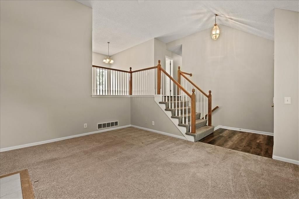 11027 N Mckinley Avenue — photo 6