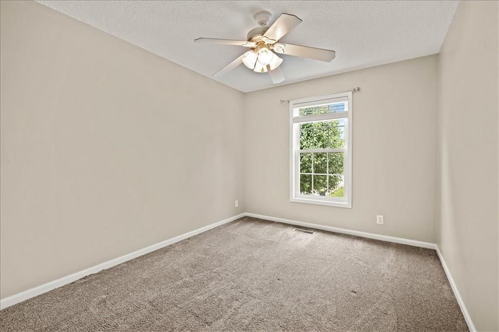 11027 N Mckinley Avenue — photo 19