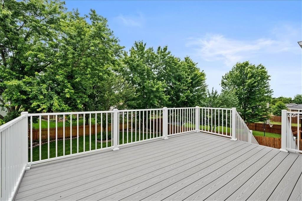 11027 N Mckinley Avenue — photo 33