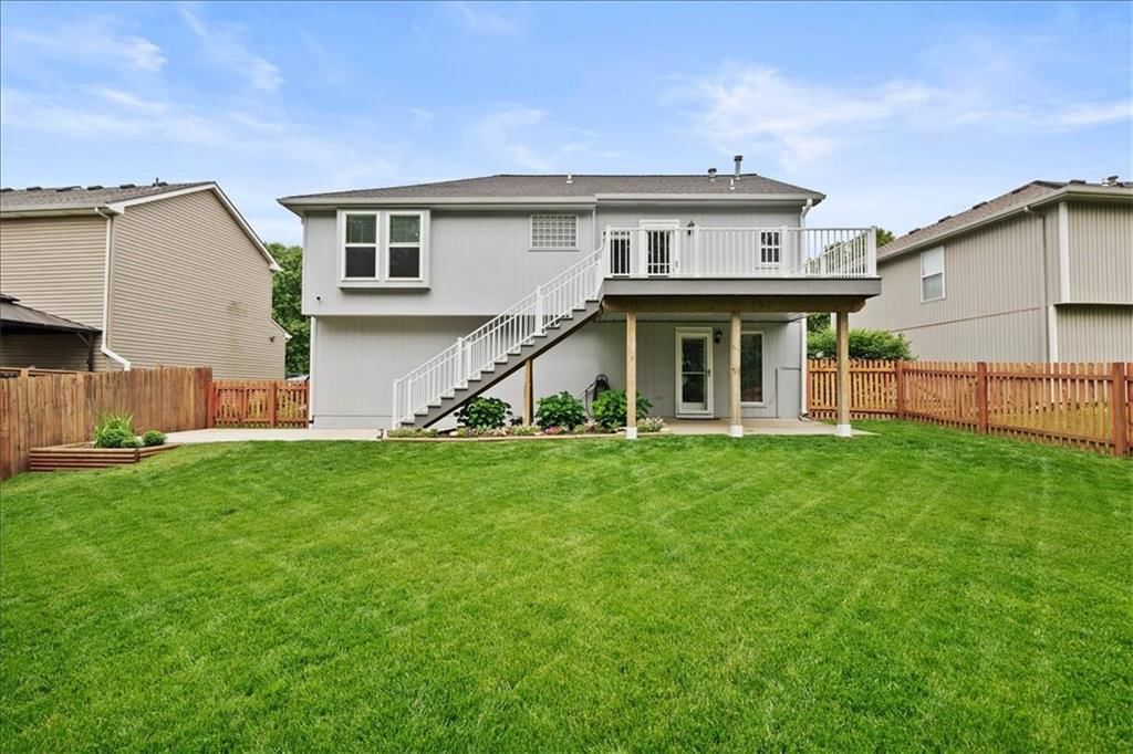 11027 N Mckinley Avenue — photo 36