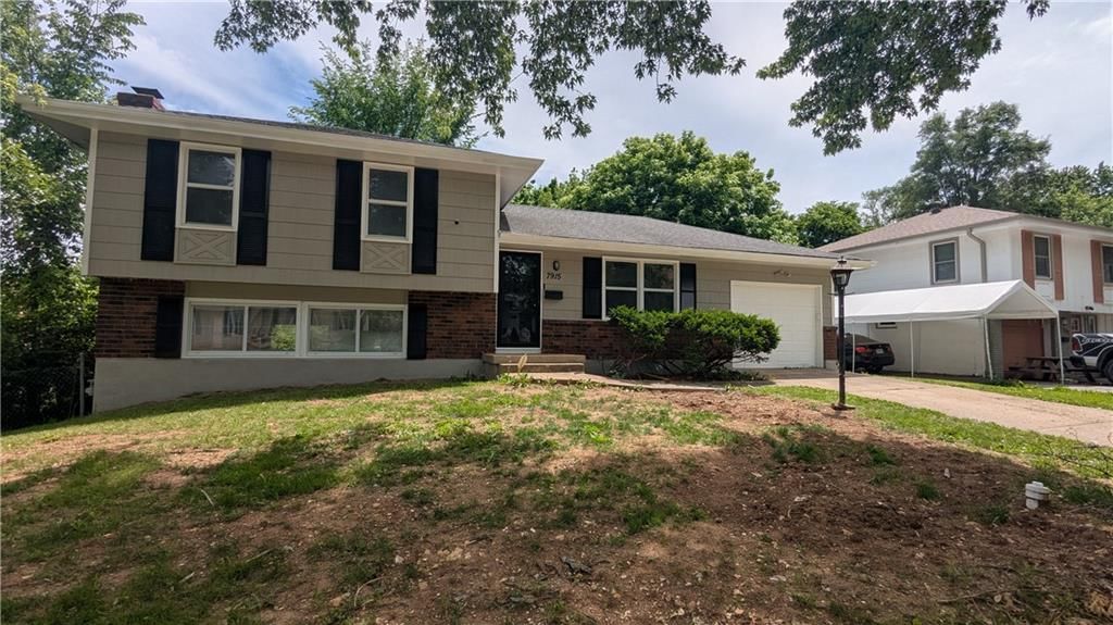 7915 E 117 Terrace — photo 3