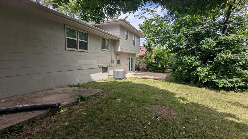 7915 E 117 Terrace — photo 44