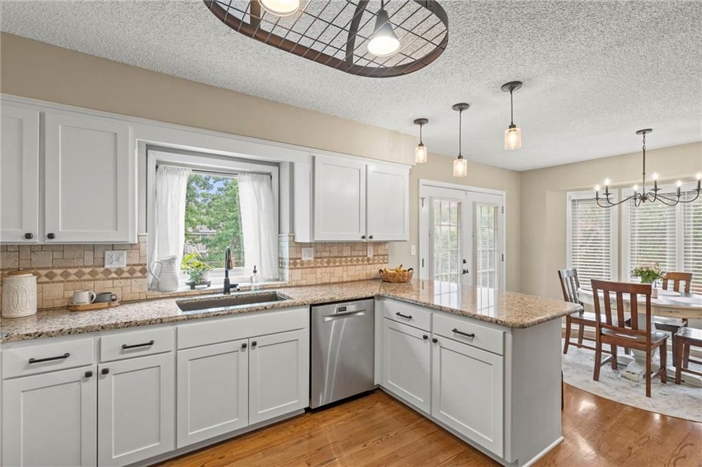 2108 SW Brookshire Drive — photo 11