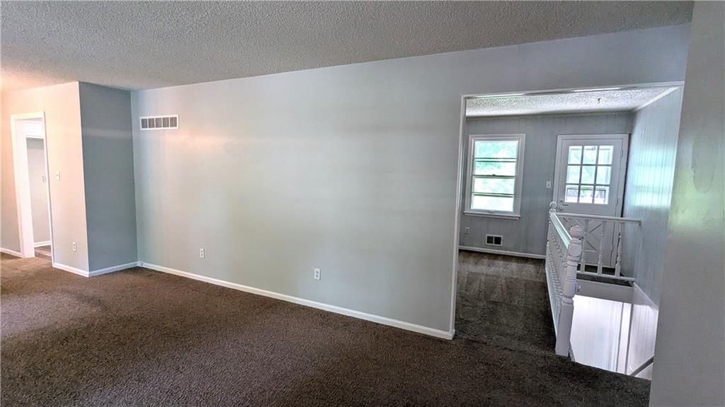 8933 Hunter Street — photo 7