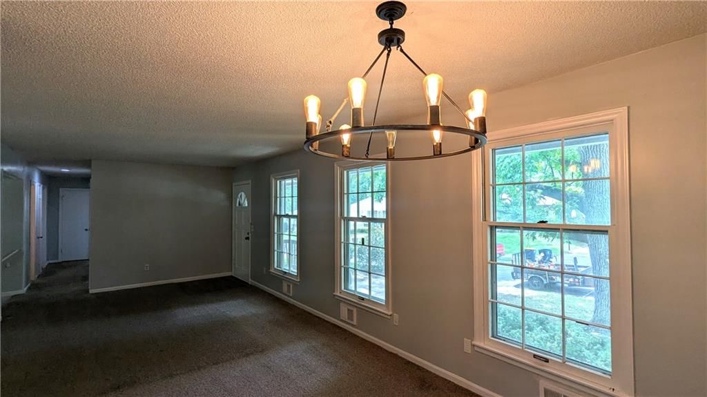 8933 Hunter Street — photo 21