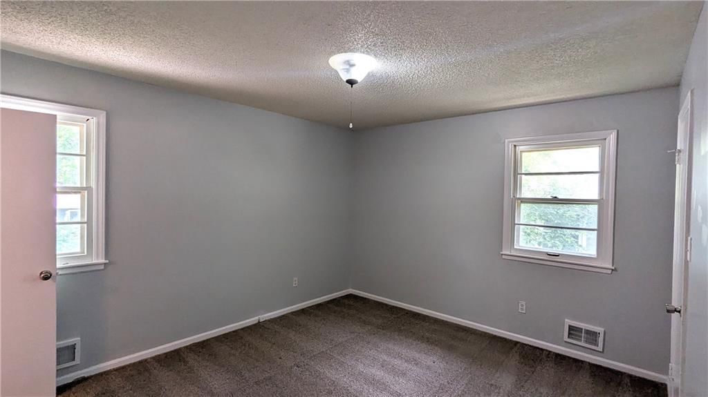 8933 Hunter Street — photo 31