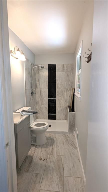 8933 Hunter Street — photo 33