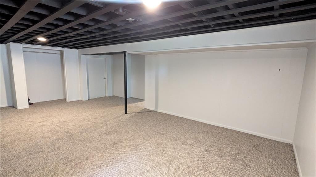 8933 Hunter Street — photo 38