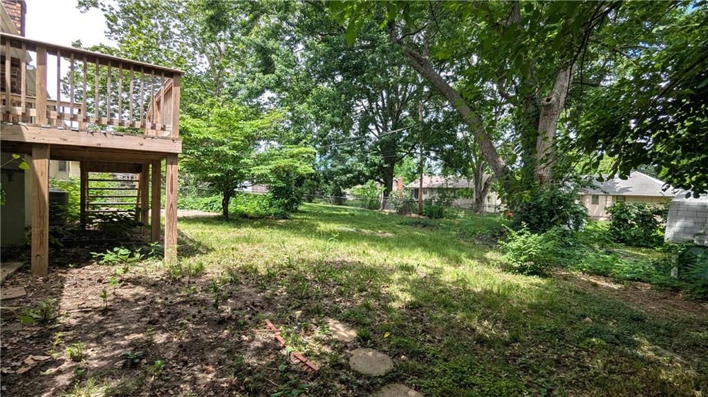8933 Hunter Street — photo 44