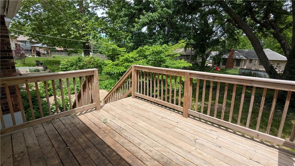 8933 Hunter Street — photo 47