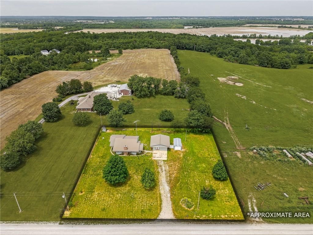 12376 Liv 302 Road — photo 8