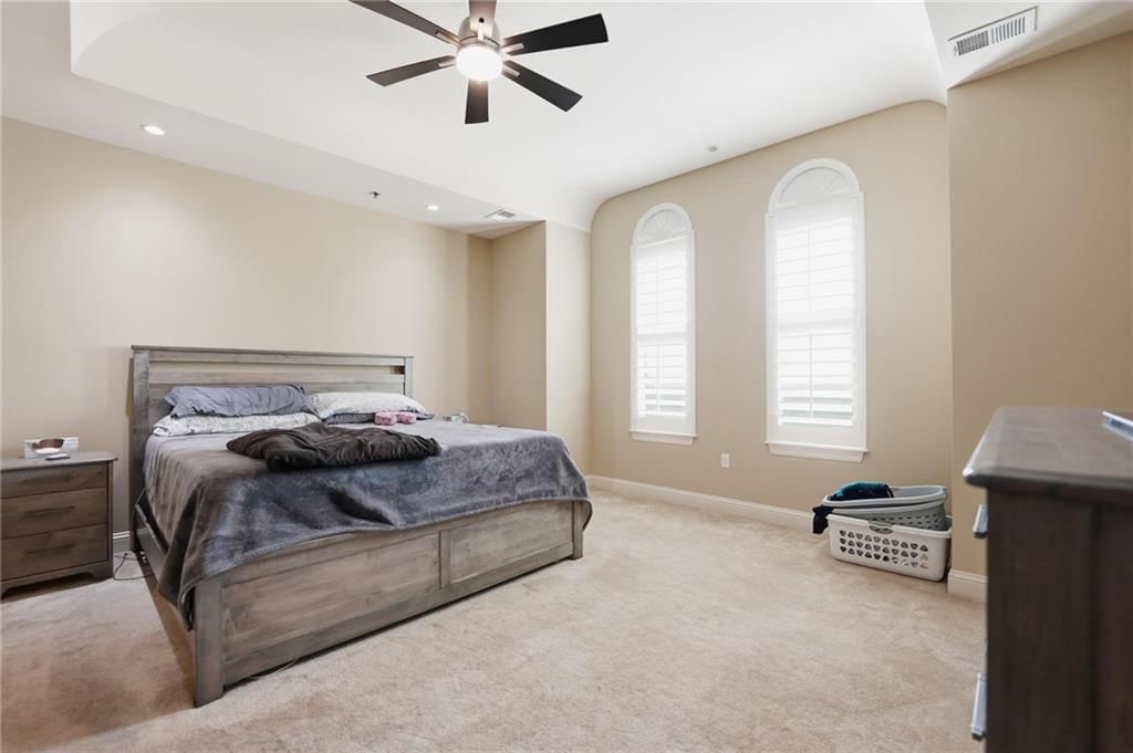 3800 N Mulberry Drive — photo 15